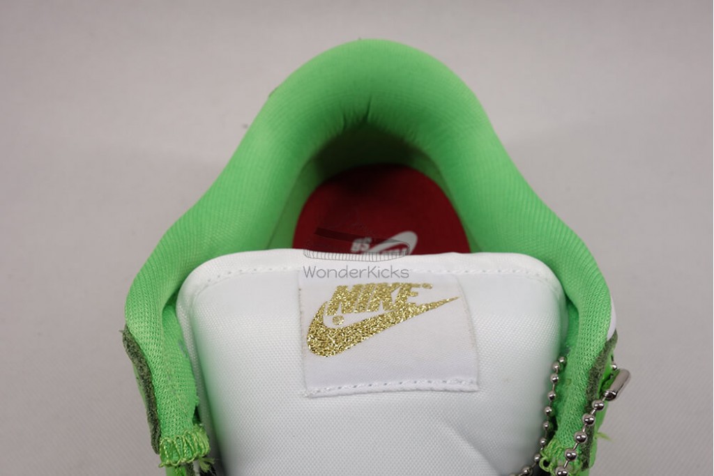 sb dunk low S*p*e stars mean green