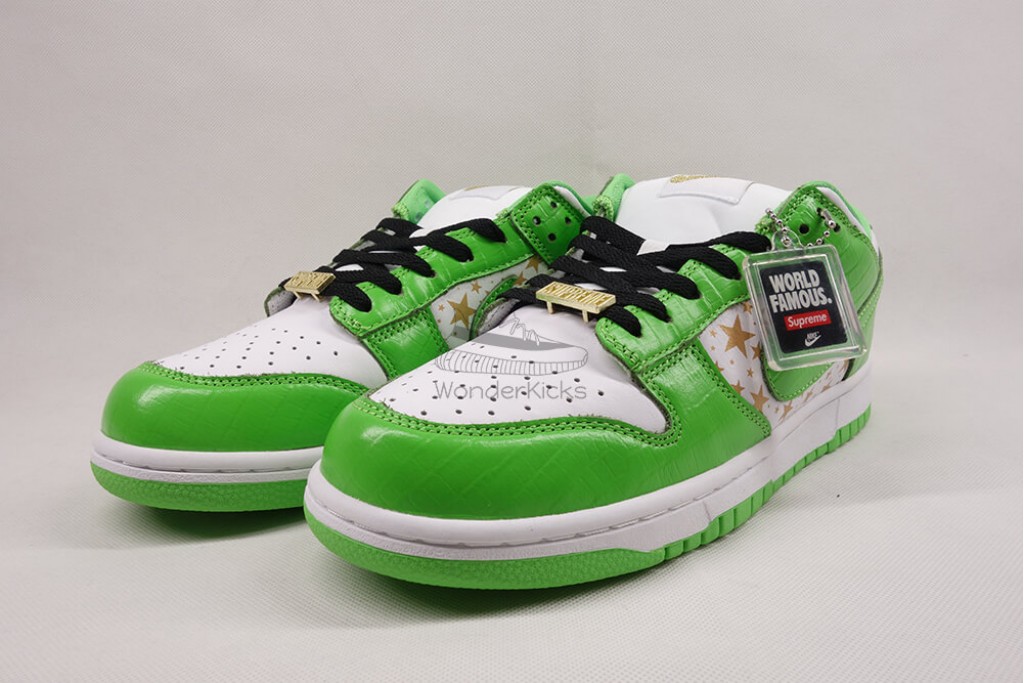 sb dunk low S*p*e stars mean green