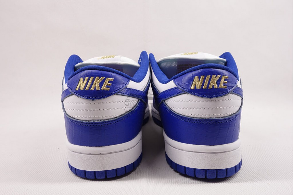 sb dunk low S*p*e stars hyper royal